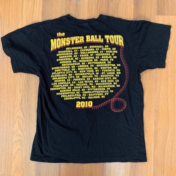 Lady Gaga Concert Tee - Picture 2 of 2